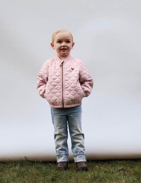 Gallery a17350 ji067dmn